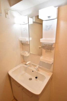 【洗面所】 | ピュアパレス | 脱衣スペースもあります