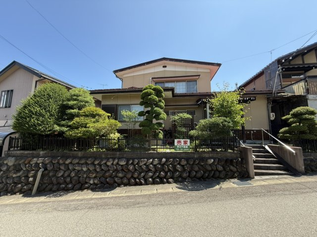 8/20新規　戸建　高山市上岡本町　1260万