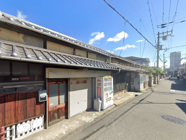 泉大津市高津町　中古テラスハウスの外観
