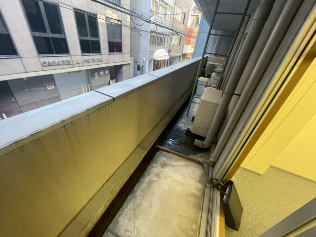 【バルコニー】