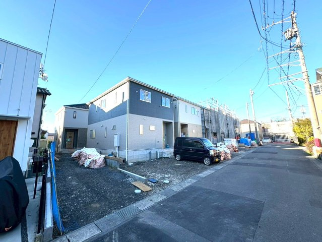 静岡市葵区上伝馬　第３　新築戸建　全8棟　５号棟の前面道路含む現地写真|2025/10/28撮影