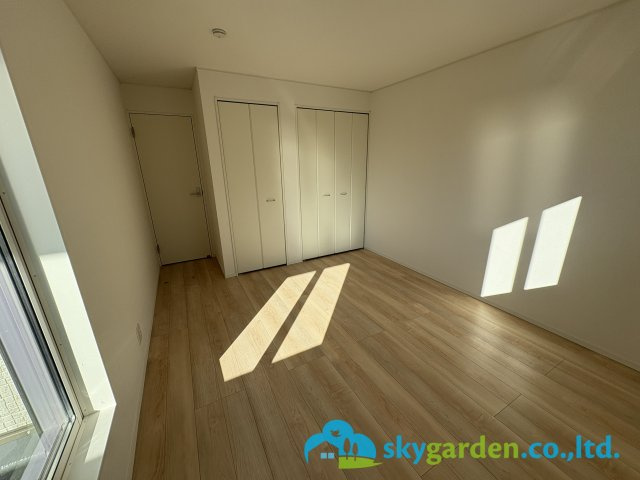 茅ヶ崎市柳島第11　新築戸建　全8棟3号棟の寝室|ゆとりの広さです