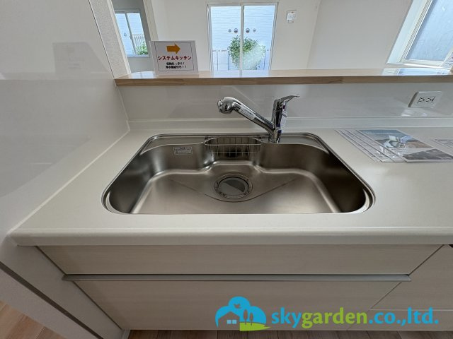 茅ヶ崎市柳島第11　新築戸建　全8棟3号棟のキッチン|シンク