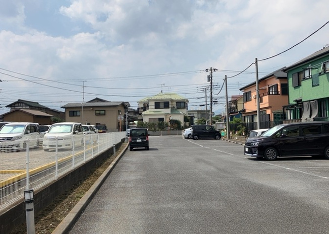 【展望】 | レオパレスジパング | 眺望を気にして物件を探す場合、前面に建物が建っていないか現地で確認しましょう！前面に建物があると景色はもちろん、日当たりや風通しにも影響が出てきます。住んだ時のことを想像しながら現地見学をしましょう。