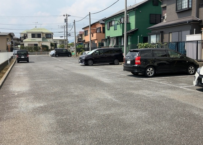 【駐輪場】 | レオパレスジパング | マンションの駐輪場は、事前に空きがあるか確認を取ると安心です。せっかく入居したのに駐輪スペースがない！なんてことになったら大変ですよね。そこで、内見時や購入前にはまず事前に確認しておくと良いでしょう。