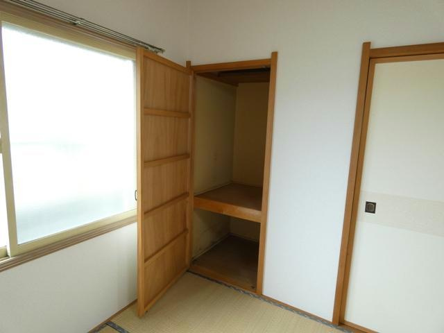 石川マンションの収納