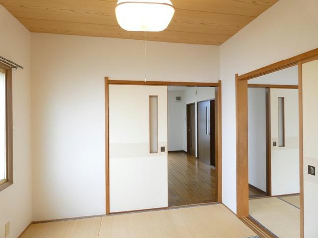 石川マンションの内装