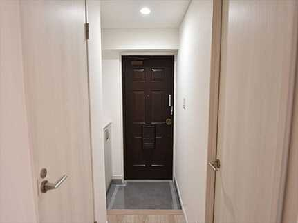 ダイアパレス加古町の玄関