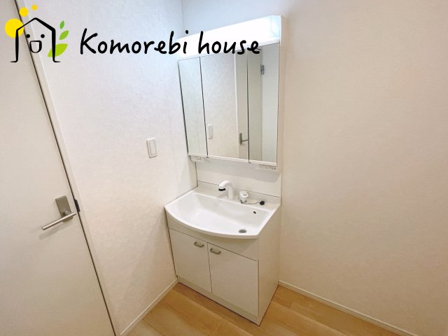 さいたま市西区飯田新田第2　新築一戸建て　クレイドルガーデン　09の独立洗面台|独立洗面台です