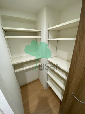 【玄関】 | レガリア吉塚 | 下駄箱もしっかりついてます！