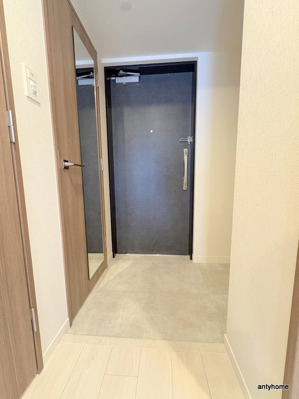 スプランディッド本町グラン　仲介手数料無料の玄関