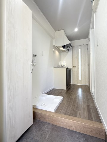 髙田ビルの玄関|きれいな玄関