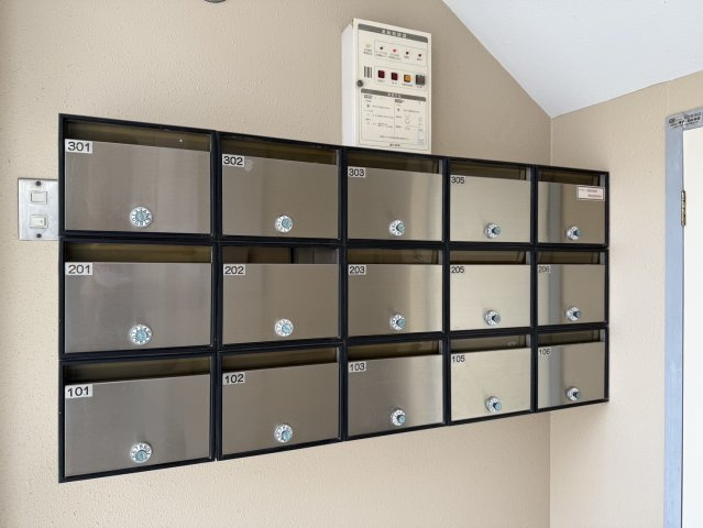 髙田ビルのその他共用部分|ポスト