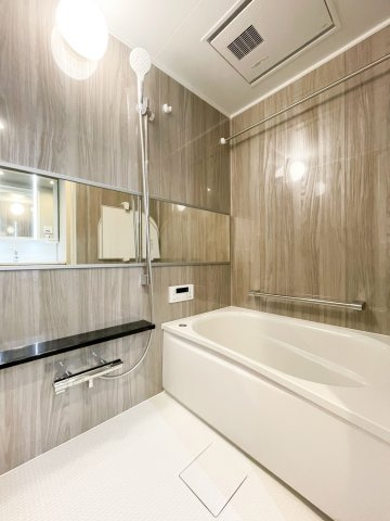 ルネ須磨の浴室