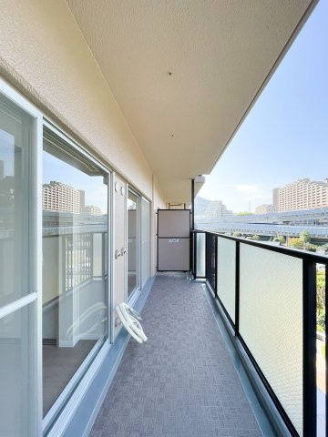 ルネ須磨のバルコニー|西向きです