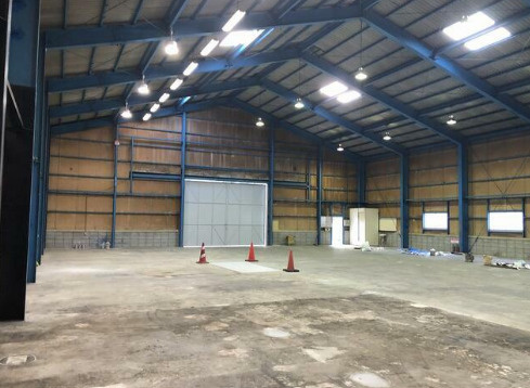 イマス鳥飼下倉庫の内装