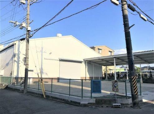 イマス鳥飼下倉庫の外観