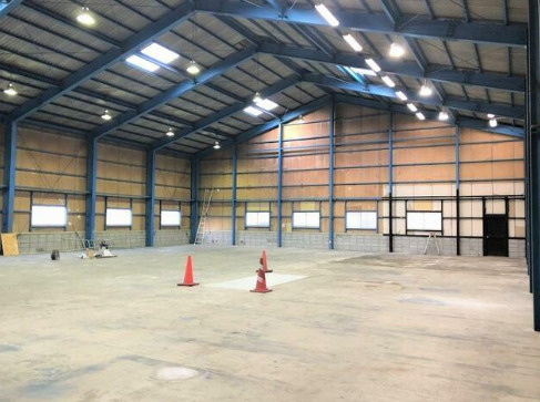 イマス鳥飼下倉庫の内装