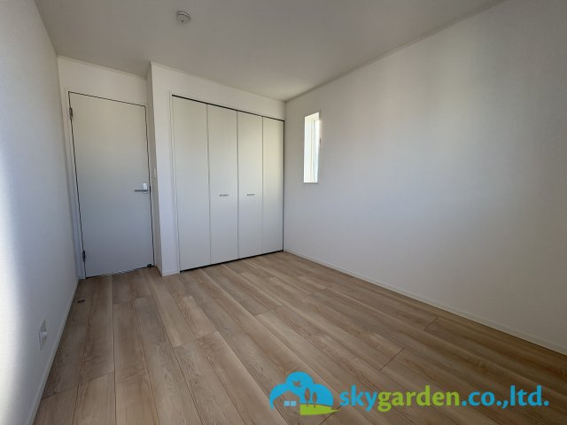 茅ヶ崎市柳島第11　新築戸建　全8棟4号棟の洋室|洋室です