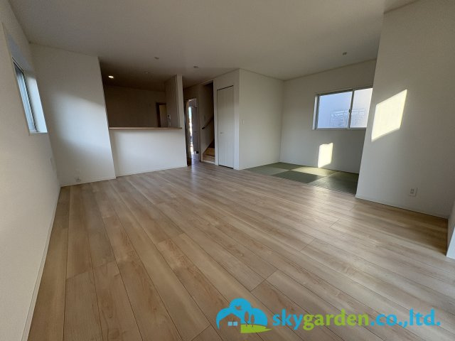 茅ヶ崎市柳島第11　新築戸建　全8棟4号棟の居間・リビング