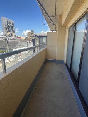 【バルコニー】 | メゾン南加賀屋  | 広々バルコニーです。