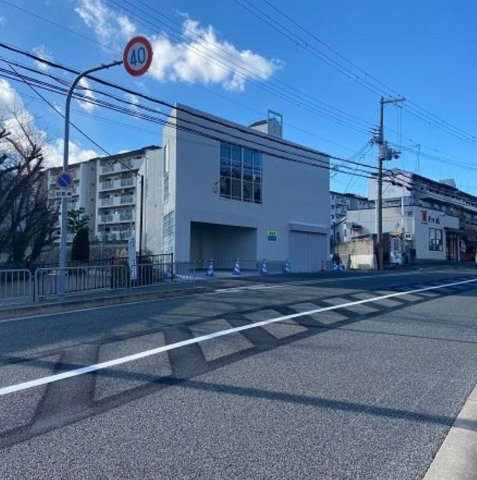 吹田市山田西２丁目　店舗戸建ての外観