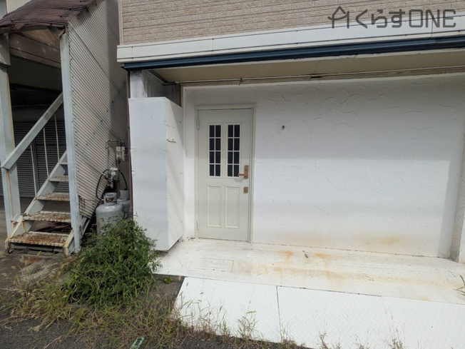 【玄関】 | 姫路市広畑区西夢前台5丁目／店舗付住宅