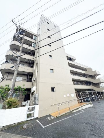 中古マンション　所沢市泉町　新所沢サンハイツの外観