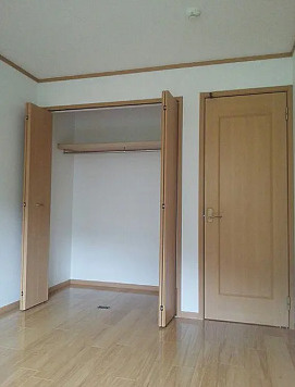 盛岡市黒石野１丁目　一棟アパートの収納