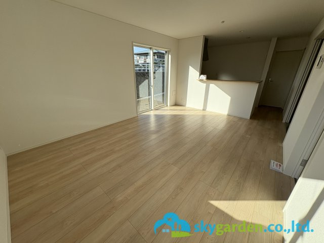 茅ヶ崎市柳島第11　新築戸建　全8棟5号棟の居間・リビング