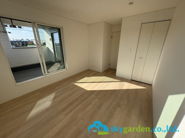 茅ヶ崎市柳島第11　新築戸建　全8棟5号棟の寝室|使い勝手のいい寝室です