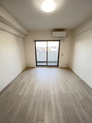 大阪市旭区高殿７丁目の賃貸マンションの居間・リビング