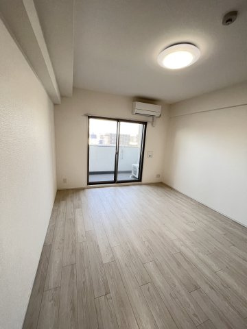 大阪市旭区高殿７丁目の賃貸マンションの洋室