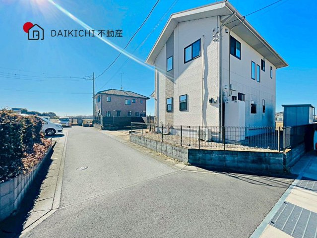 【前面道路含む現地写真】 | 羽生市大字上岩瀬　中古戸建