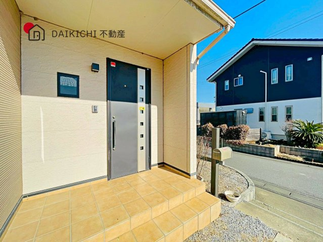 【玄関】 | 羽生市大字上岩瀬　中古戸建