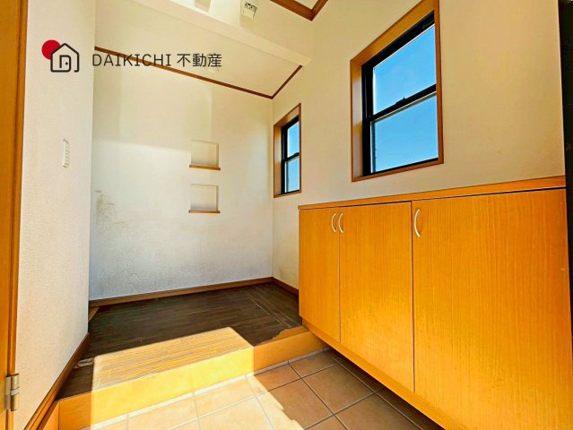 【玄関】 | 羽生市大字上岩瀬　中古戸建