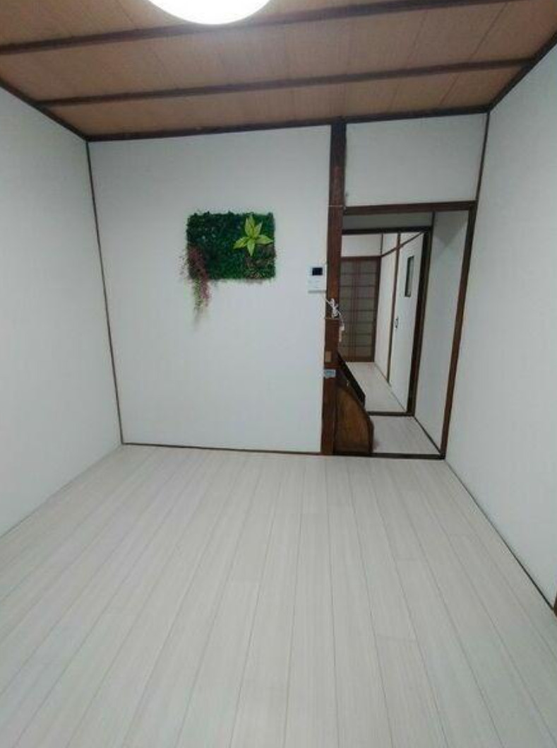 門真市五月田町　中古戸建の洋室