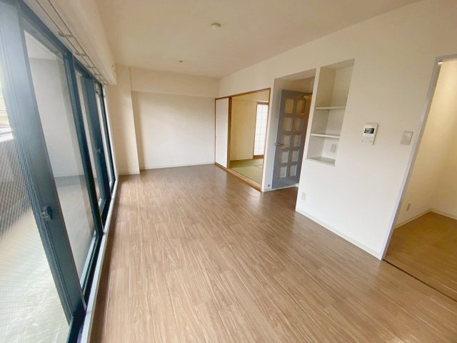 ゼフィール宝塚の居間・リビング|リビングです