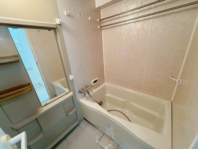 グランドール宝塚の浴室