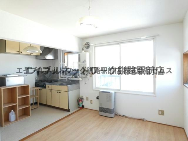 コーポシマムラの居間・リビング