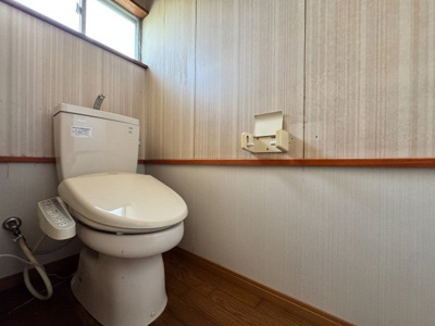 【トイレ】 | 【敷地100坪以上】茨城町前田　中古戸建