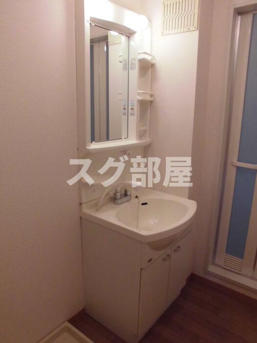 ロイヤルケビンBの洗面所