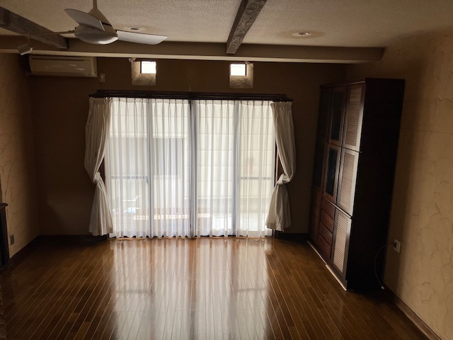 中筋3丁目貸家の居間・リビング