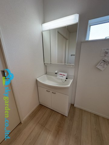 茅ヶ崎市柳島第11　新築戸建　全8棟6号棟の独立洗面台