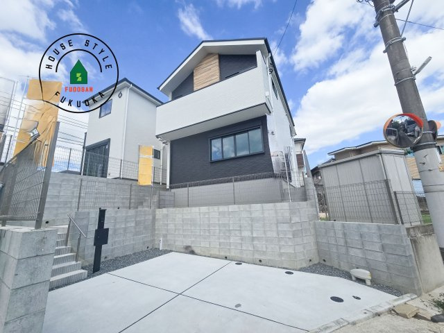 筑紫野市石崎3丁目第1-2棟（2号棟）　の前面道路含む現地写真|見学の時間などお気軽にお問い合わせ下さい。