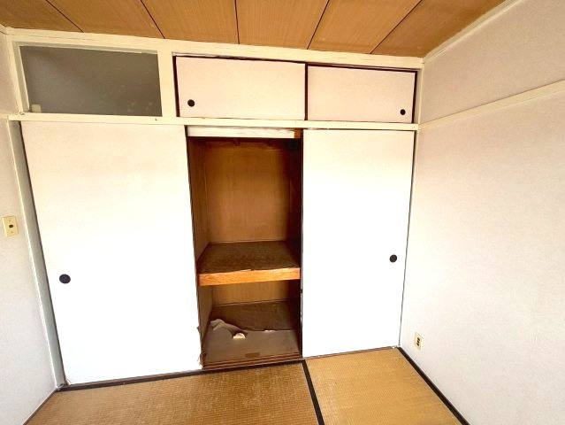千代田第二住宅5号棟の収納