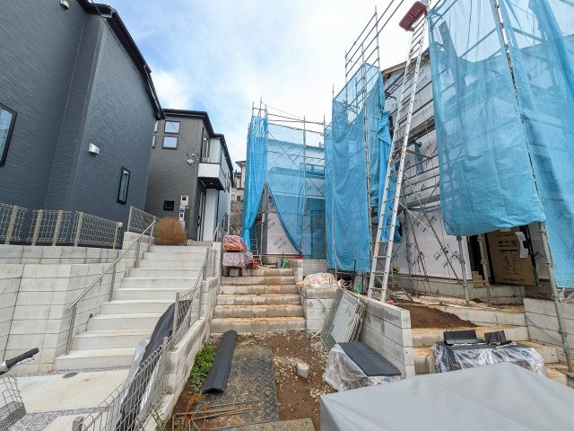 八王子市　長房町　新築一戸建て　９期の駐車場|～2台駐車可能カースペース～