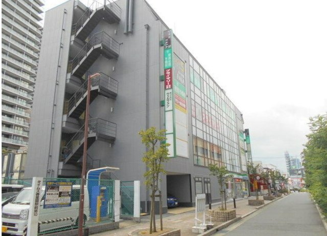 ウェルファン本社ビルの外観