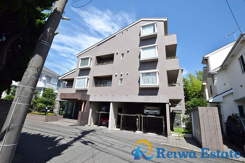 茅ヶ崎・緑が浜シティハウスの外観