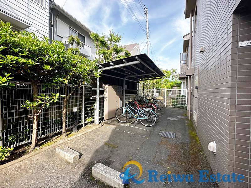 茅ヶ崎・緑が浜シティハウスの駐輪場